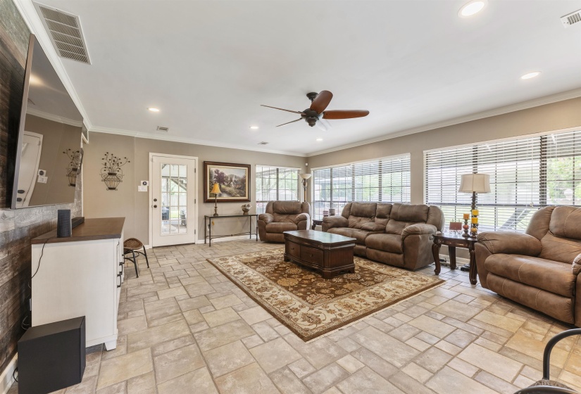 3215 ALFRED DR, Bartlett, Tennessee 38133, 5 Bedrooms Bedrooms, 11 Rooms Rooms,3.1 BathroomsBathrooms,Residential,For Sale,ALFRED,10222598