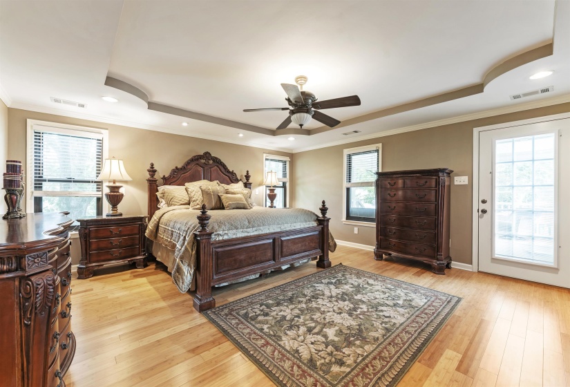 3215 ALFRED DR, Bartlett, Tennessee 38133, 5 Bedrooms Bedrooms, 11 Rooms Rooms,3.1 BathroomsBathrooms,Residential,For Sale,ALFRED,10222598