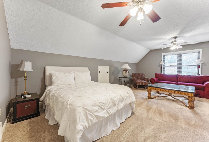 3215 ALFRED DR, Bartlett, Tennessee 38133, 5 Bedrooms Bedrooms, 11 Rooms Rooms,3.1 BathroomsBathrooms,Residential,For Sale,ALFRED,10222598