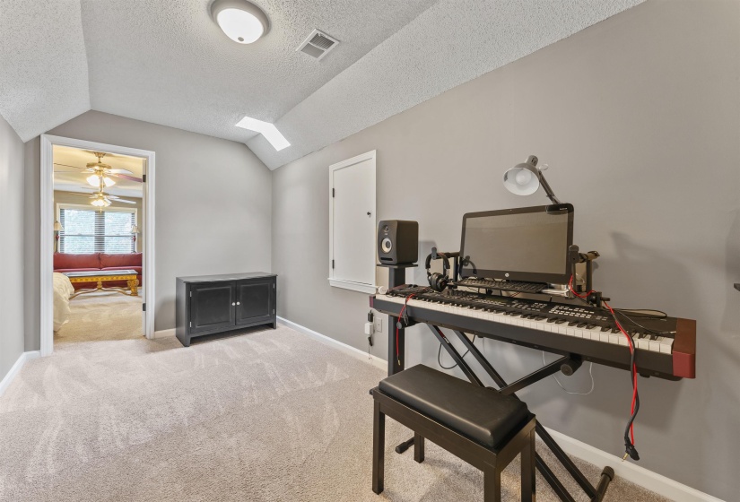 3215 ALFRED DR, Bartlett, Tennessee 38133, 5 Bedrooms Bedrooms, 11 Rooms Rooms,3.1 BathroomsBathrooms,Residential,For Sale,ALFRED,10222598