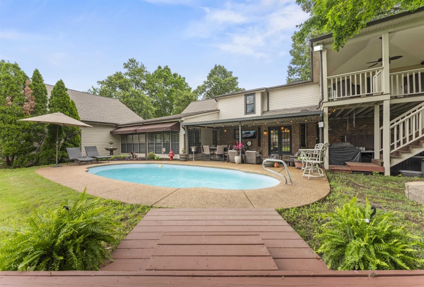 3215 ALFRED DR, Bartlett, Tennessee 38133, 5 Bedrooms Bedrooms, 11 Rooms Rooms,3.1 BathroomsBathrooms,Residential,For Sale,ALFRED,10222598