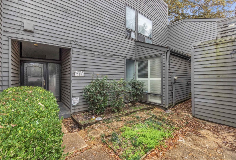 768 EVENTIDE DR, Memphis, Tennessee 38120, 3 Bedroom Bedrooms, 6 Room Rooms,2.1 BathroomBathrooms,Residential,For Sale,EVENTIDE,0,10222604