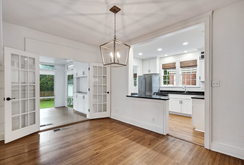 265 ALEXANDER ST, Memphis, Tennessee 38111, 3 Bedroom Bedrooms, 8 Room Rooms,2 BathroomBathrooms,Residential,For Sale,ALEXANDER,0,10222606