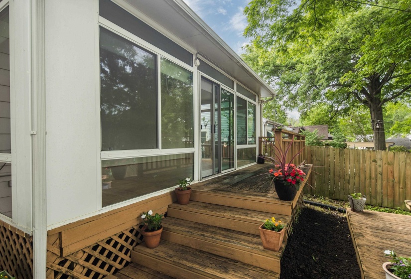 265 ALEXANDER ST, Memphis, Tennessee 38111, 3 Bedroom Bedrooms, 8 Room Rooms,2 BathroomBathrooms,Residential,For Sale,ALEXANDER,0,10222606