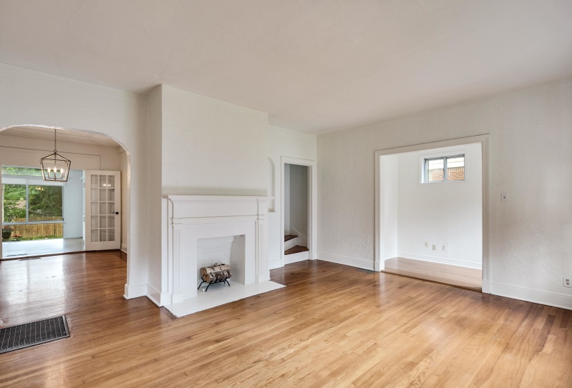 265 ALEXANDER ST, Memphis, Tennessee 38111, 3 Bedroom Bedrooms, 8 Room Rooms,2 BathroomBathrooms,Residential,For Sale,ALEXANDER,0,10222606