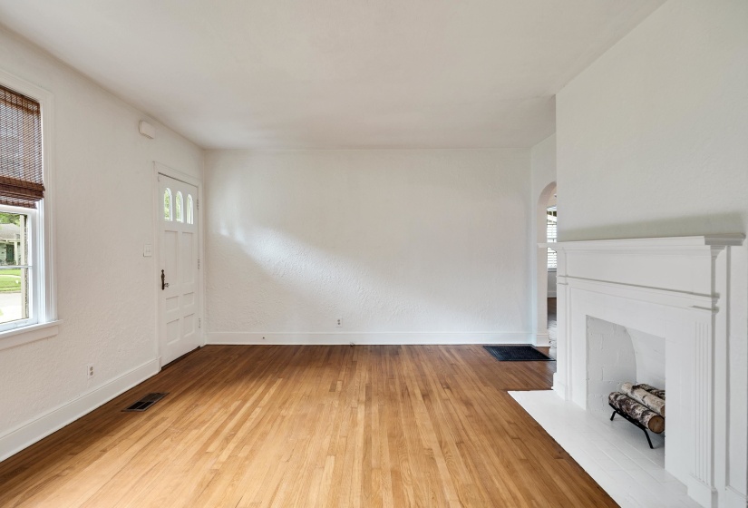 265 ALEXANDER ST, Memphis, Tennessee 38111, 3 Bedroom Bedrooms, 8 Room Rooms,2 BathroomBathrooms,Residential,For Sale,ALEXANDER,0,10222606