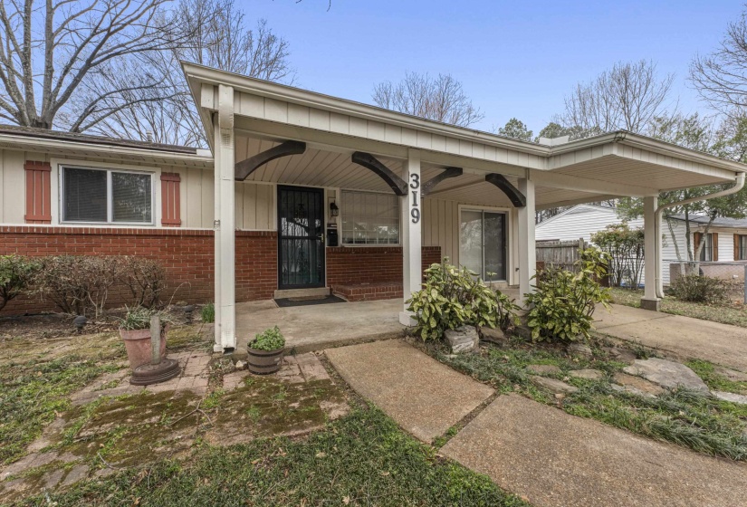 319 HOMEVILLE RD, Collierville, Tennessee 38017, 3 Bedroom Bedrooms, 7 Room Rooms,2.1 BathroomBathrooms,Residential,For Sale,HOMEVILLE,0,10222612