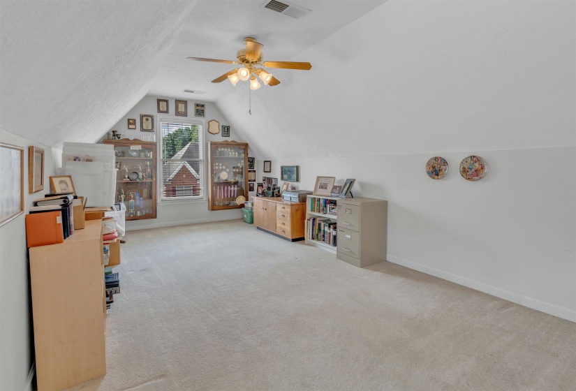 924 WARWICK OAKS DR, Collierville, Tennessee 38017, 3 Bedrooms Bedrooms, 7 Rooms Rooms,2 BathroomsBathrooms,Residential,For Sale,WARWICK OAKS,10222577