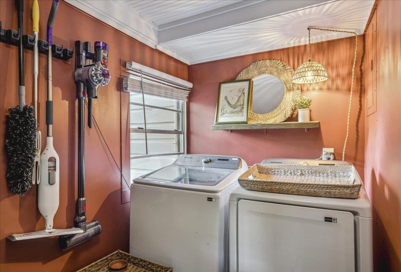 826 WATKINS ST, Memphis, Tennessee 38107, 3 Bedrooms Bedrooms, 6 Rooms Rooms,1 BathroomBathrooms,Residential,For Sale,WATKINS,10222582