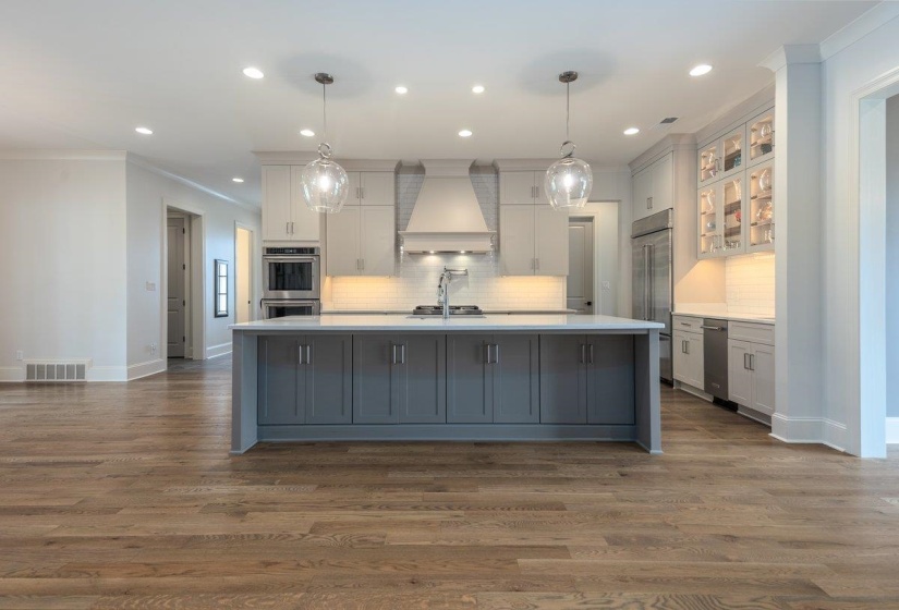2474 ALLELON CIR, Germantown, Tennessee 38138, 5 Bedrooms Bedrooms, 10 Rooms Rooms,5.1 BathroomsBathrooms,Residential,For Sale,ALLELON,10222583