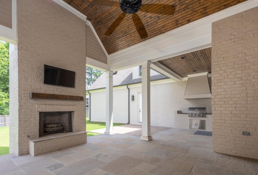2474 ALLELON CIR, Germantown, Tennessee 38138, 5 Bedrooms Bedrooms, 10 Rooms Rooms,5.1 BathroomsBathrooms,Residential,For Sale,ALLELON,10222583