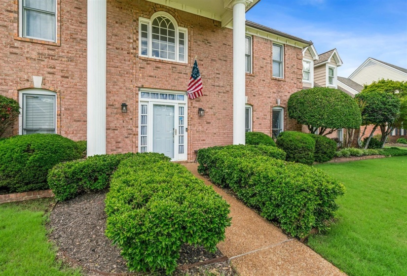 1489 JOHN RIDGE DR, Collierville, Tennessee 38017, 4 Bedrooms Bedrooms, 10 Rooms Rooms,3.1 BathroomsBathrooms,Residential,For Sale,JOHN RIDGE,10222584
