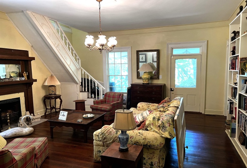 320 FOURTH ST, La Grange, Tennessee 38057, 2 Bedrooms Bedrooms, 6 Rooms Rooms,2 BathroomsBathrooms,Residential,For Sale,FOURTH,10222587