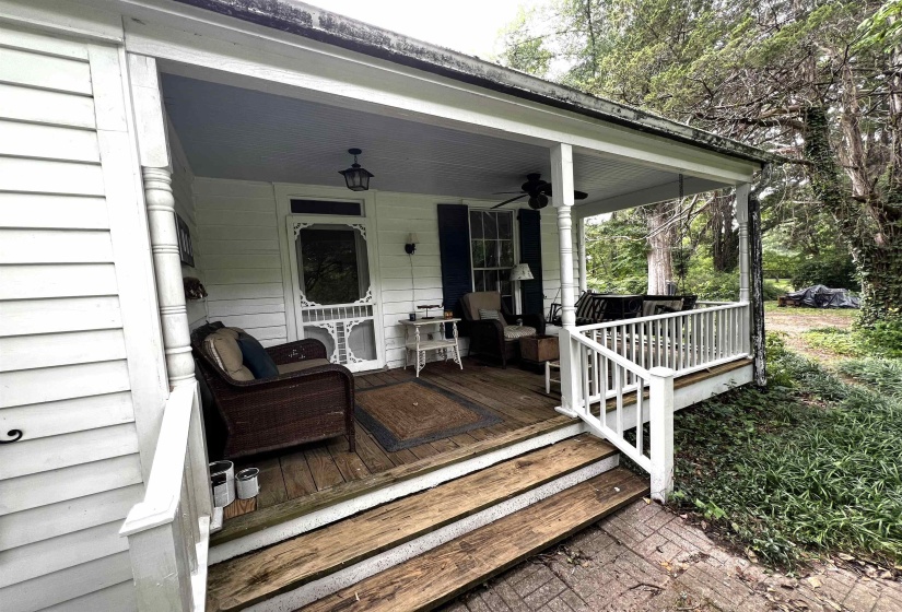 320 FOURTH ST, La Grange, Tennessee 38057, 2 Bedroom Bedrooms, 6 Room Rooms,2 BathroomBathrooms,Residential,For Sale,FOURTH,0,10222587