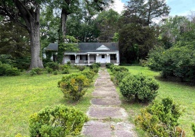 320 FOURTH ST, La Grange, Tennessee 38057, 2 Bedrooms Bedrooms, 6 Rooms Rooms,2 BathroomsBathrooms,Residential,For Sale,FOURTH,10222587 320 FOURTH ST, La Grange, Tennessee 38057, 2 Bedrooms Bedrooms, 6 Rooms Rooms,2 BathroomsBathrooms,Residential,For Sale,FOURTH,10222587