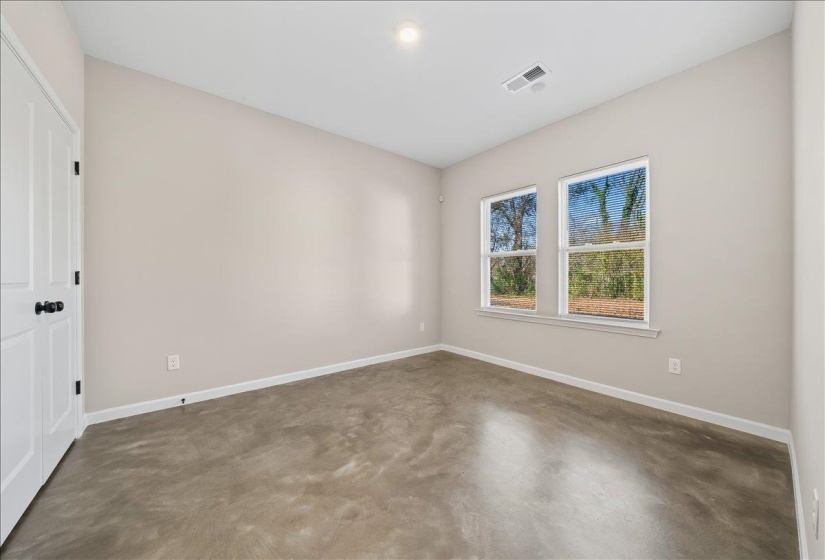 3310 TUTWILER AVE, Memphis, Tennessee 38122, 4 Bedrooms Bedrooms, 6 Rooms Rooms,2 BathroomsBathrooms,Rental Properties,For Sale,TUTWILER,10222718