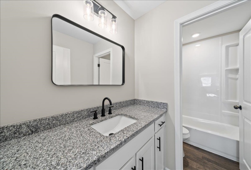 3310 TUTWILER AVE, Memphis, Tennessee 38122, 4 Bedrooms Bedrooms, 6 Rooms Rooms,2 BathroomsBathrooms,Rental Properties,For Sale,TUTWILER,10222718