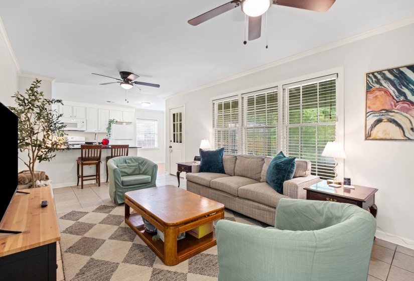 1626 STERLING DR, Memphis, Tennessee 38119, 4 Bedrooms Bedrooms, 8 Rooms Rooms,2 BathroomsBathrooms,Residential,For Sale,STERLING,10222624