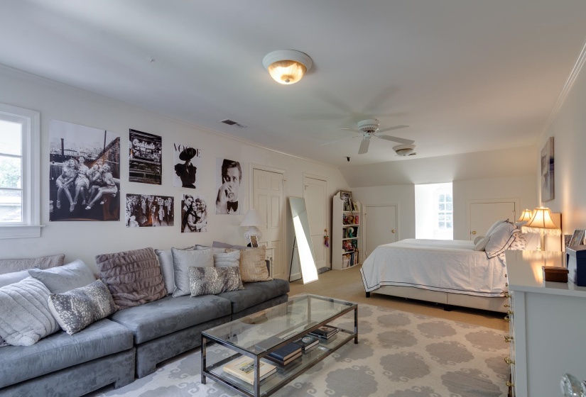 353 WILLIAMSBURG LN, Memphis, Tennessee 38117, 5 Bedrooms Bedrooms, 9 Rooms Rooms,3 BathroomsBathrooms,Residential,For Sale,WILLIAMSBURG,10222626