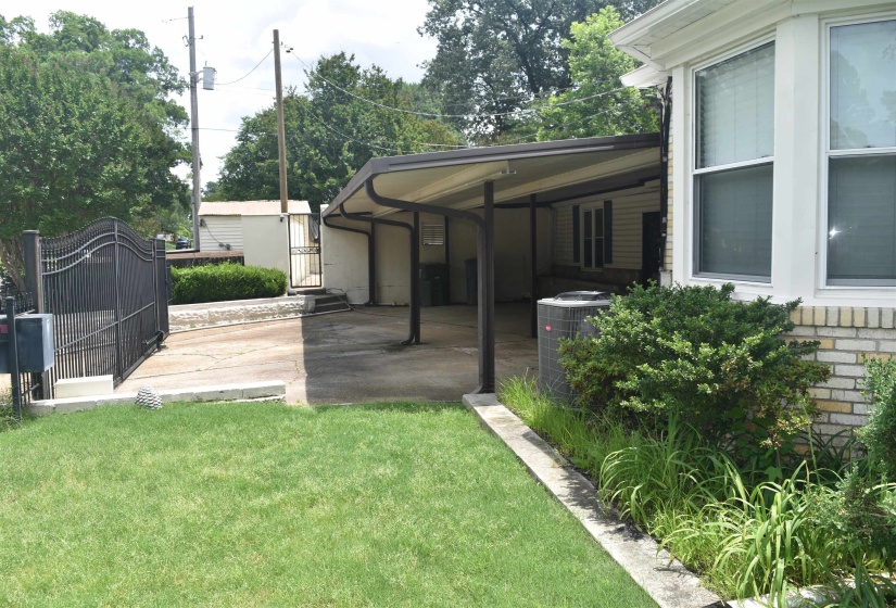 Carport structure offering covered parking