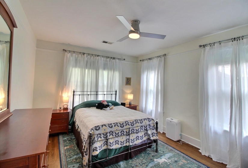 683 MCLEAN BLVD, Memphis, Tennessee 38107, 3 Bedrooms Bedrooms, 6 Rooms Rooms,1 BathroomBathrooms,Residential,For Sale,MCLEAN,10222635