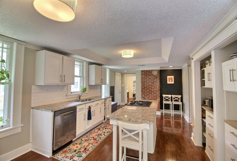 683 MCLEAN BLVD, Memphis, Tennessee 38107, 3 Bedrooms Bedrooms, 6 Rooms Rooms,1 BathroomBathrooms,Residential,For Sale,MCLEAN,10222635