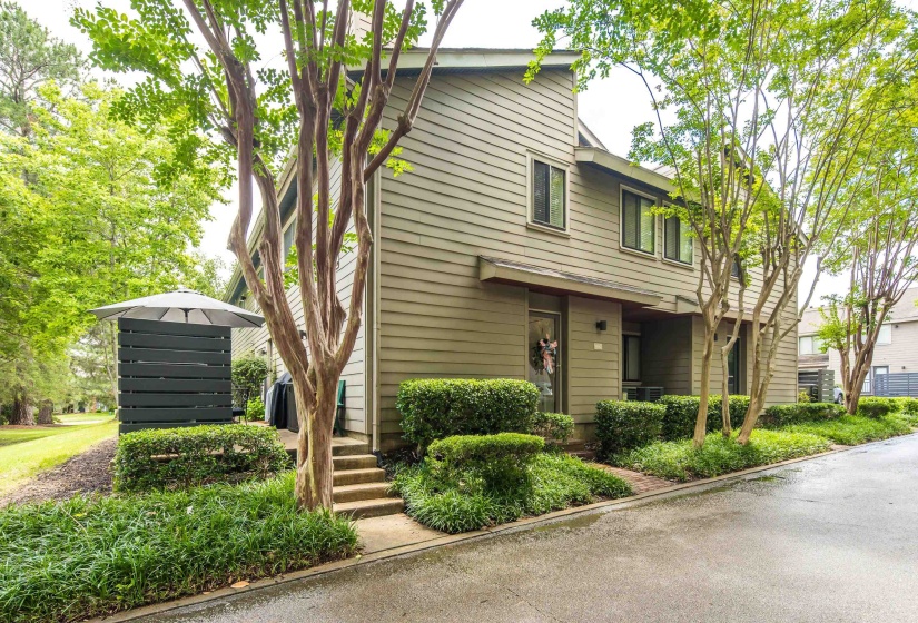 One Bedroom Condo in the heart of Germantown!