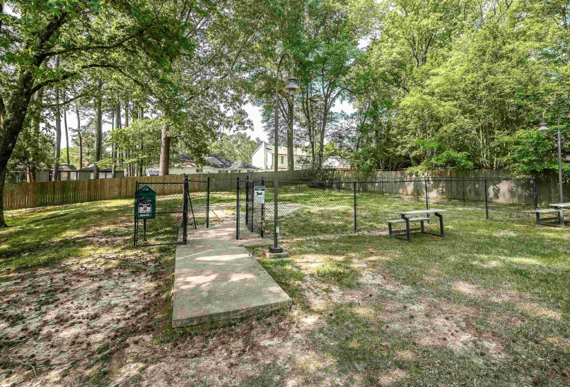 1812 CROSSFLOWER CV, Germantown, Tennessee 38138, 1 Bedroom Bedrooms, 4 Rooms Rooms,1.1 BathroomsBathrooms,Residential,For Sale,CROSSFLOWER,10222639