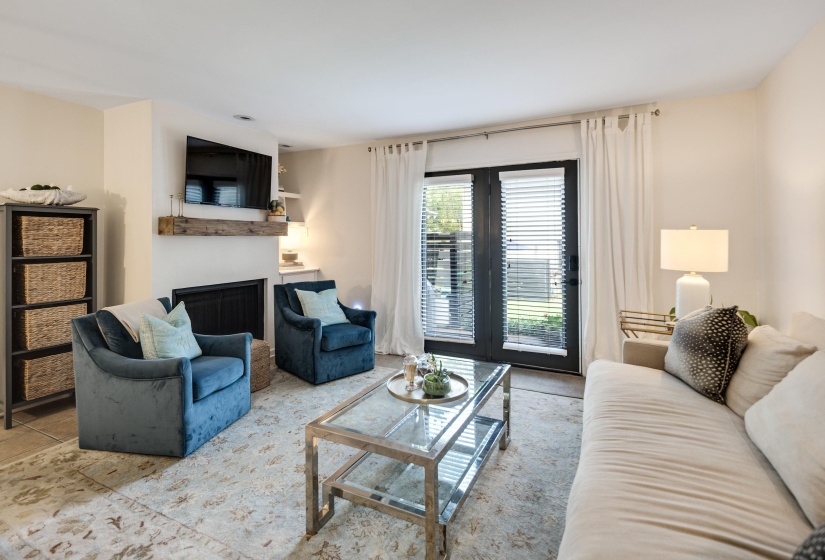 1812 CROSSFLOWER CV, Germantown, Tennessee 38138, 1 Bedroom Bedrooms, 4 Rooms Rooms,1.1 BathroomsBathrooms,Residential,For Sale,CROSSFLOWER,10222639