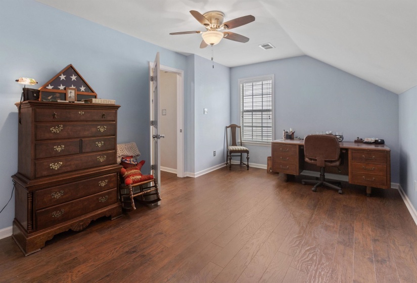 132 CENTER SPRINGS DR, Collierville, Tennessee 38017, 3 Bedrooms Bedrooms, 5 Rooms Rooms,2 BathroomsBathrooms,Residential,For Sale,CENTER SPRINGS,10222661