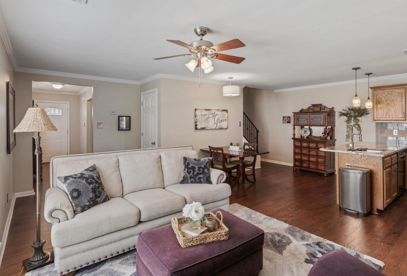132 CENTER SPRINGS DR, Collierville, Tennessee 38017, 3 Bedrooms Bedrooms, 5 Rooms Rooms,2 BathroomsBathrooms,Residential,For Sale,CENTER SPRINGS,10222661