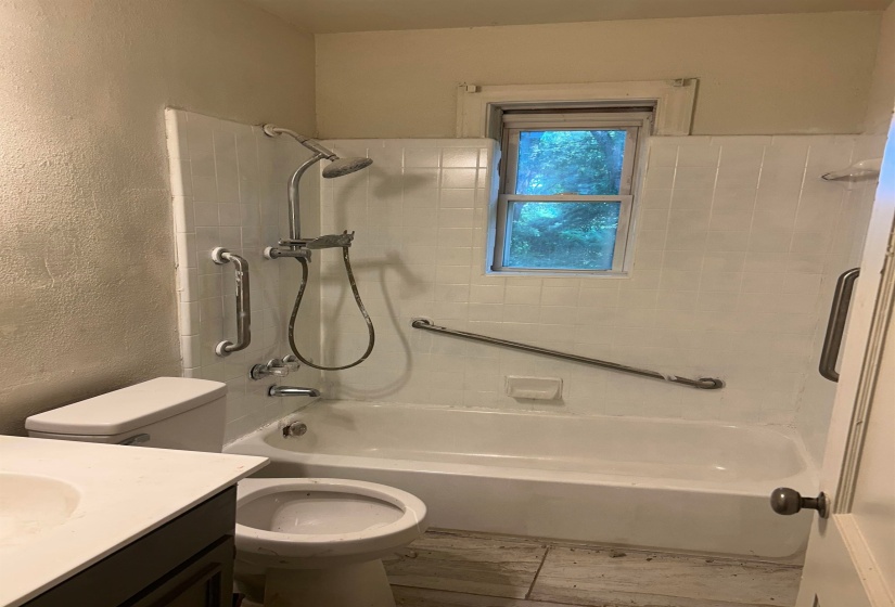 904 BALL AVE, Memphis, Tennessee 38106, 3 Bedroom Bedrooms, 5 Room Rooms,1 BathroomBathrooms,Residential,For Sale,BALL,0,10222662