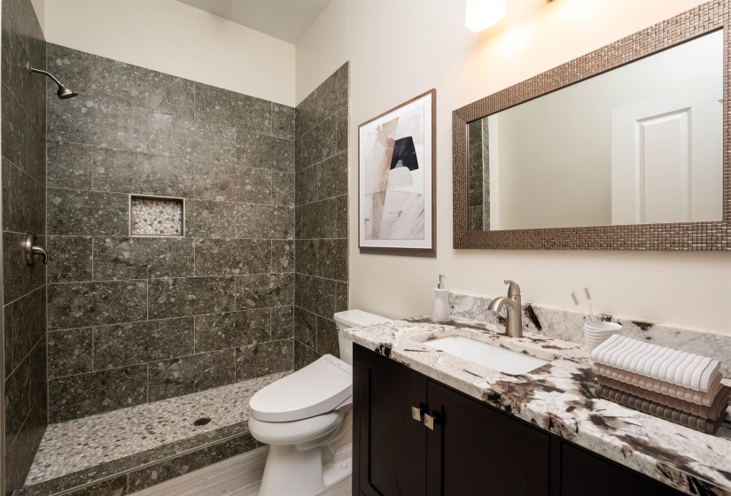 680 HARBOR BEND RD, Memphis, Tennessee 38103, 2 Bedroom Bedrooms, 4 Room Rooms,2 BathroomBathrooms,Residential,For Sale,HARBOR BEND,0,10222664