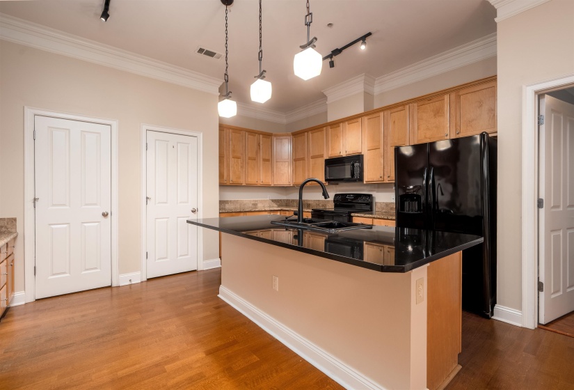 680 HARBOR BEND RD, Memphis, Tennessee 38103, 2 Bedroom Bedrooms, 4 Room Rooms,2 BathroomBathrooms,Residential,For Sale,HARBOR BEND,0,10222664