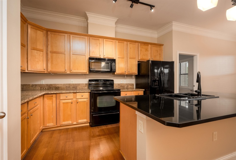 680 HARBOR BEND RD, Memphis, Tennessee 38103, 2 Bedroom Bedrooms, 4 Room Rooms,2 BathroomBathrooms,Residential,For Sale,HARBOR BEND,0,10222664