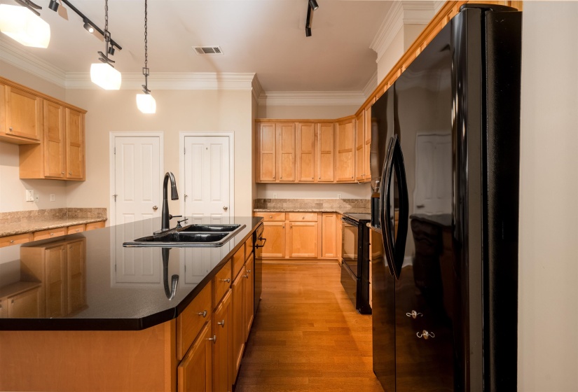 680 HARBOR BEND RD, Memphis, Tennessee 38103, 2 Bedroom Bedrooms, 4 Room Rooms,2 BathroomBathrooms,Residential,For Sale,HARBOR BEND,0,10222664