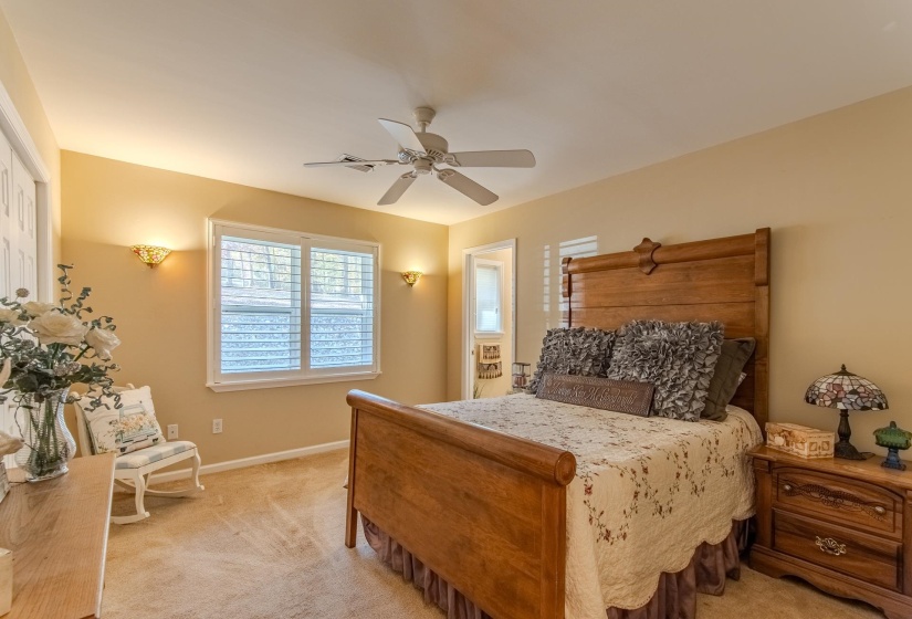 2411 KEAZEY HOLLOW RD, Waynesboro, Tennessee 38485, 4 Bedroom Bedrooms, 13 Room Rooms,3.2 BathroomBathrooms,Residential,For Sale,KEAZEY HOLLOW,0,10222670