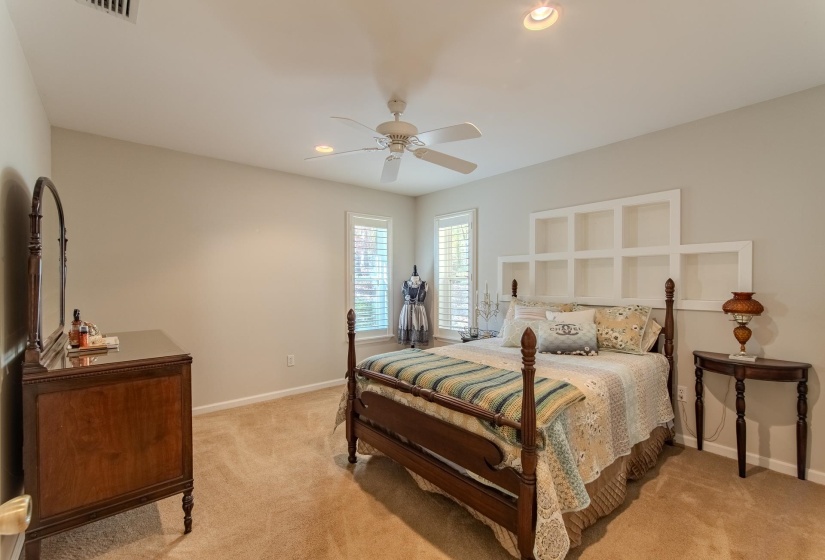 2411 KEAZEY HOLLOW RD, Waynesboro, Tennessee 38485, 4 Bedroom Bedrooms, 13 Room Rooms,3.2 BathroomBathrooms,Residential,For Sale,KEAZEY HOLLOW,0,10222670