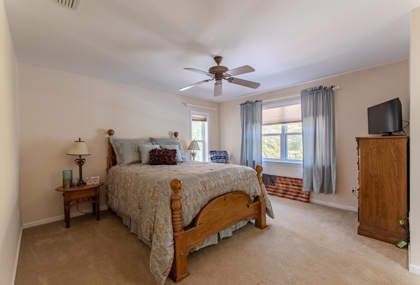 2411 KEAZEY HOLLOW RD, Waynesboro, Tennessee 38485, 4 Bedroom Bedrooms, 13 Room Rooms,3.2 BathroomBathrooms,Residential,For Sale,KEAZEY HOLLOW,0,10222670