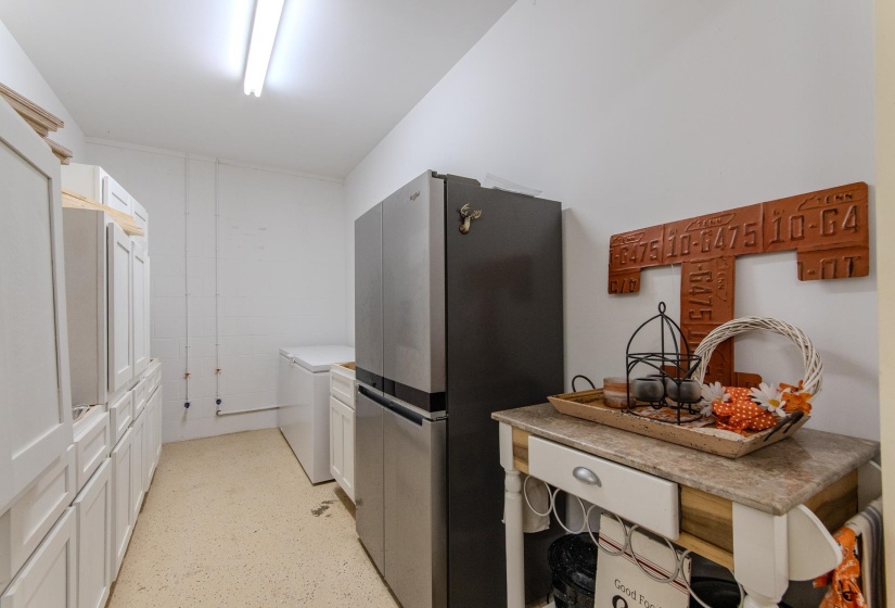 2411 KEAZEY HOLLOW RD, Waynesboro, Tennessee 38485, 4 Bedroom Bedrooms, 13 Room Rooms,3.2 BathroomBathrooms,Residential,For Sale,KEAZEY HOLLOW,0,10222670