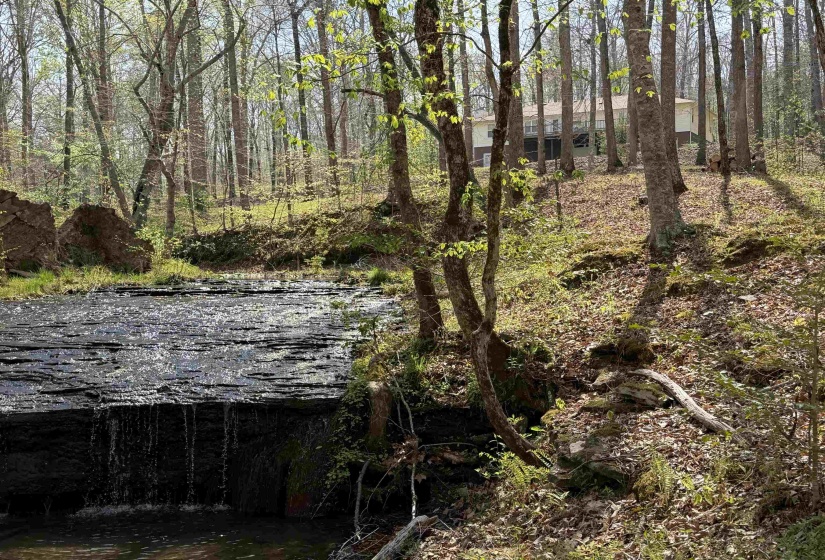 2411 KEAZEY HOLLOW RD, Waynesboro, Tennessee 38485, 4 Bedroom Bedrooms, 13 Room Rooms,3.2 BathroomBathrooms,Residential,For Sale,KEAZEY HOLLOW,0,10222670