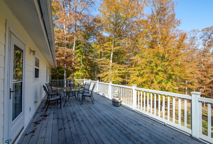 2411 KEAZEY HOLLOW RD, Waynesboro, Tennessee 38485, 4 Bedroom Bedrooms, 13 Room Rooms,3.2 BathroomBathrooms,Residential,For Sale,KEAZEY HOLLOW,0,10222670
