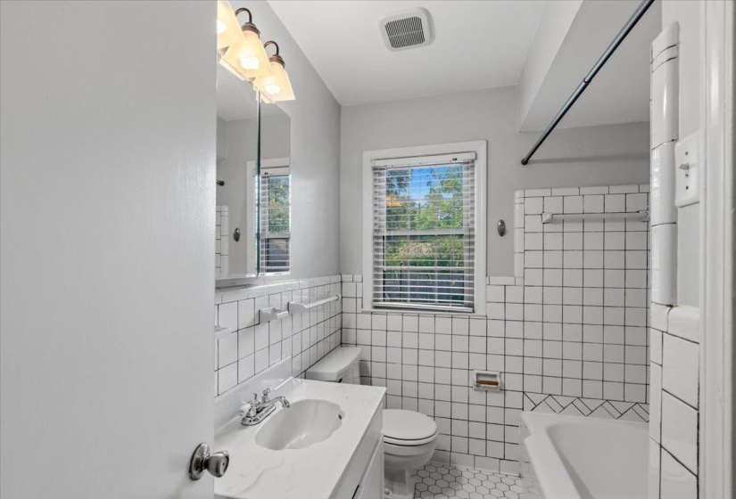 4816 WELCHSHIRE DR, Memphis, Tennessee 38117, 3 Bedroom Bedrooms, 7 Room Rooms,2 BathroomBathrooms,Residential,For Sale,WELCHSHIRE,0,10222679