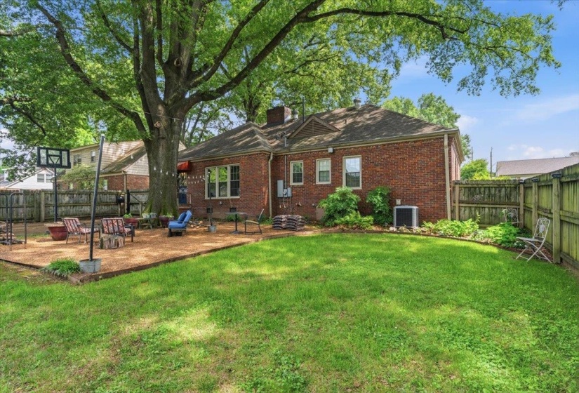 4816 WELCHSHIRE DR, Memphis, Tennessee 38117, 3 Bedroom Bedrooms, 7 Room Rooms,2 BathroomBathrooms,Residential,For Sale,WELCHSHIRE,0,10222679