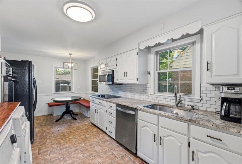 4816 WELCHSHIRE DR, Memphis, Tennessee 38117, 3 Bedroom Bedrooms, 7 Room Rooms,2 BathroomBathrooms,Residential,For Sale,WELCHSHIRE,0,10222679