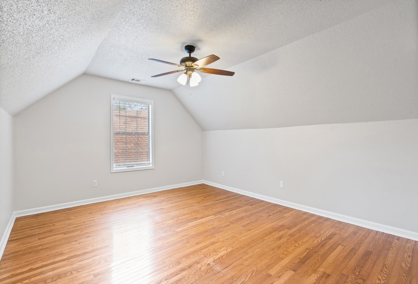1417 HAWKCREST CV, Memphis, Tennessee 38016, 4 Bedroom Bedrooms, 7 Room Rooms,2.1 BathroomBathrooms,Residential,For Sale,HAWKCREST,0,10222684