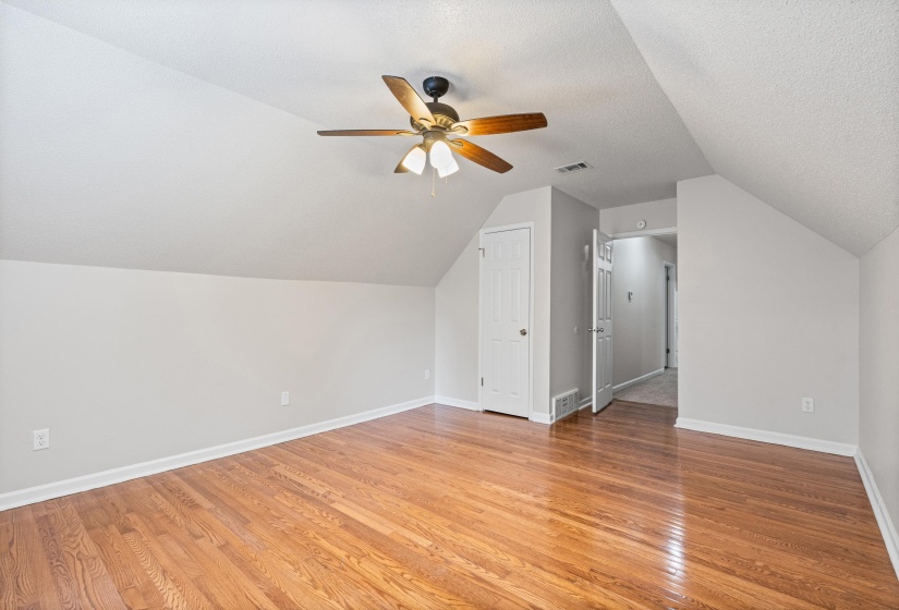 1417 HAWKCREST CV, Memphis, Tennessee 38016, 4 Bedroom Bedrooms, 7 Room Rooms,2.1 BathroomBathrooms,Residential,For Sale,HAWKCREST,0,10222684