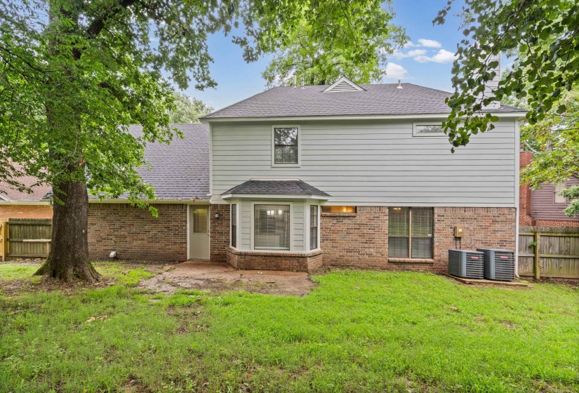 1417 HAWKCREST CV, Memphis, Tennessee 38016, 4 Bedroom Bedrooms, 7 Room Rooms,2.1 BathroomBathrooms,Residential,For Sale,HAWKCREST,0,10222684