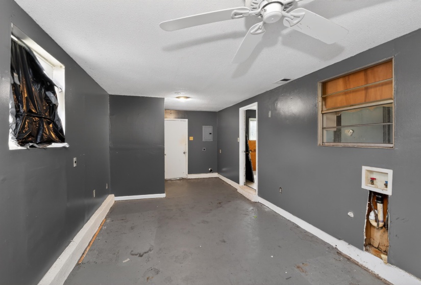 645 PARKROSE RD, Memphis, Tennessee 38109, 3 Bedroom Bedrooms, 6 Room Rooms,2 BathroomBathrooms,Residential,For Sale,PARKROSE,0,10222690