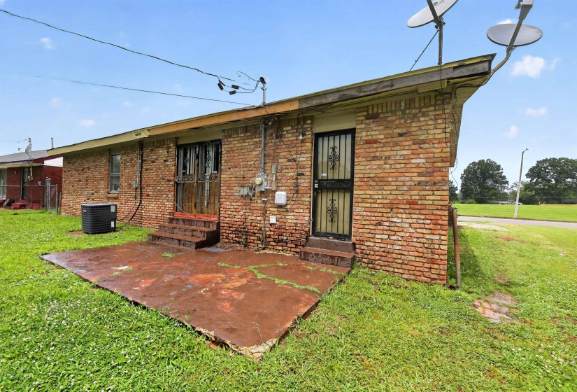 645 PARKROSE RD, Memphis, Tennessee 38109, 3 Bedroom Bedrooms, 6 Room Rooms,2 BathroomBathrooms,Residential,For Sale,PARKROSE,0,10222690